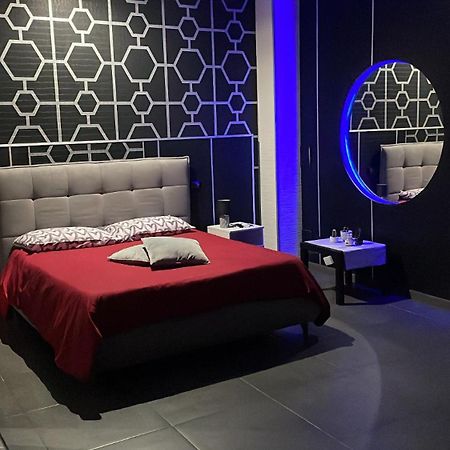 Luxury Suite Mimi Bari Exteriér fotografie