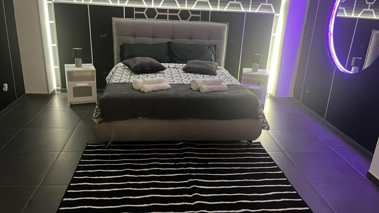 Luxury Suite Mimi Bari Exteriér fotografie